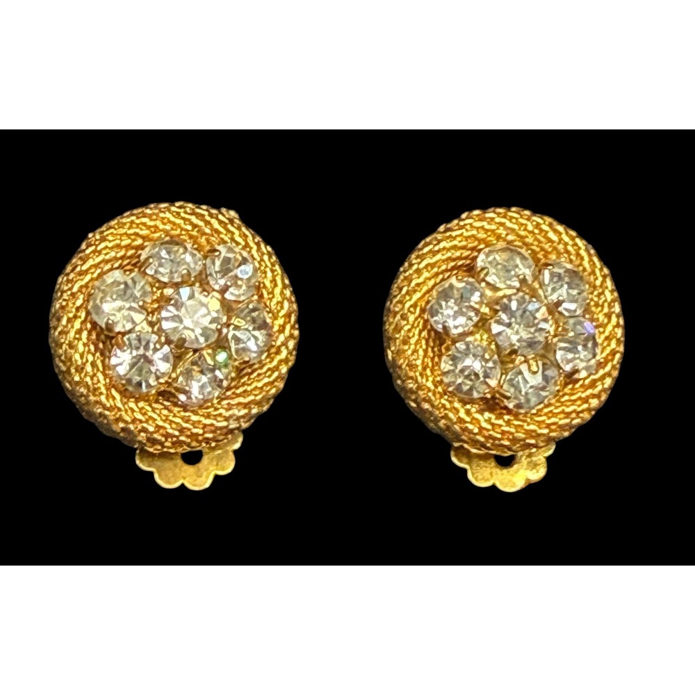Vintage 1960s Clear Rhinestone Cluster Clip On Earrings Gold Tone Mesh Wreath